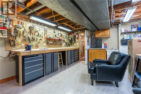 3 Maple Drive Stoney Creek ON L8G 3C1