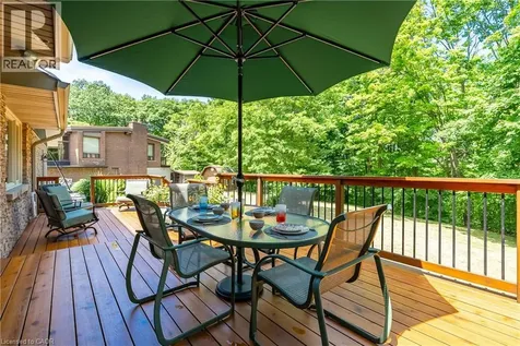 3 Maple Drive Stoney Creek ON L8G 3C1