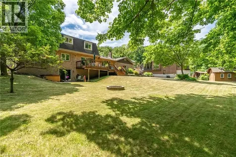 3 Maple Drive Stoney Creek ON L8G 3C1