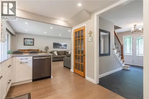 3 Maple Drive Stoney Creek ON L8G 3C1