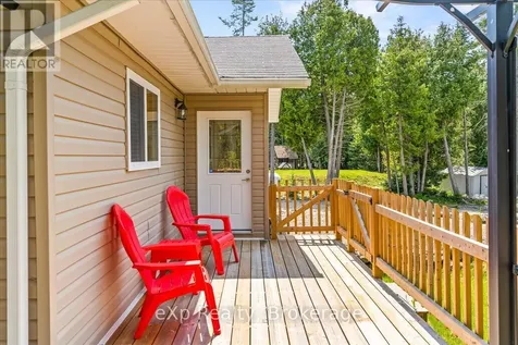 19 Murray Avenue Northern Bruce Peninsula ON N0H 1W0