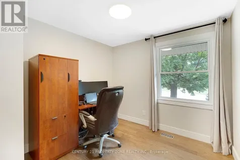 187 Winston Boulevard Cambridge ON N3C 1M1