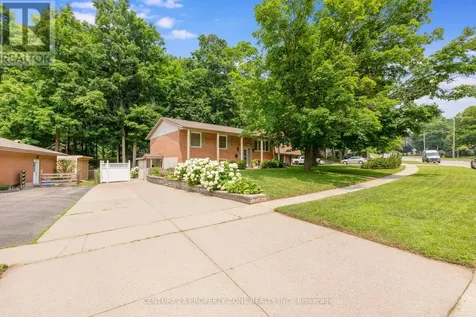 187 Winston Boulevard Cambridge ON N3C 1M1