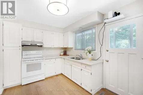 187 Winston Boulevard Cambridge ON N3C 1M1