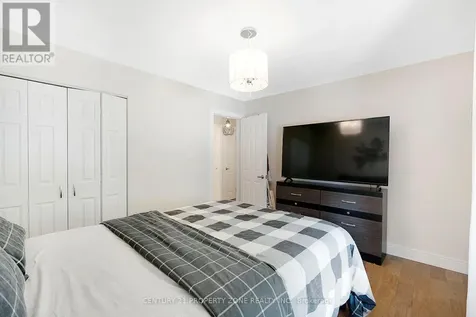 187 Winston Boulevard Cambridge ON N3C 1M1