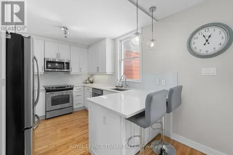 433 Dawson Avenue Ottawa ON K1Z 5V5