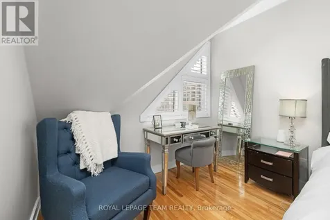 433 Dawson Avenue Ottawa ON K1Z 5V5