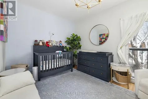 433 Dawson Avenue Ottawa ON K1Z 5V5
