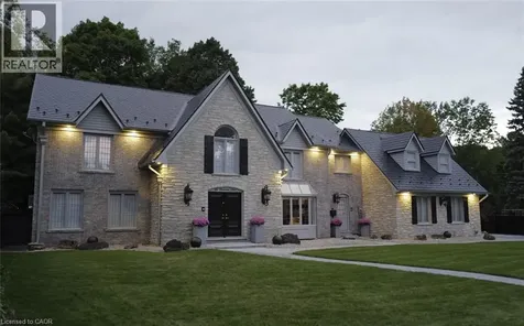 132 Chancery Drive Ancaster ON L9G 4M2