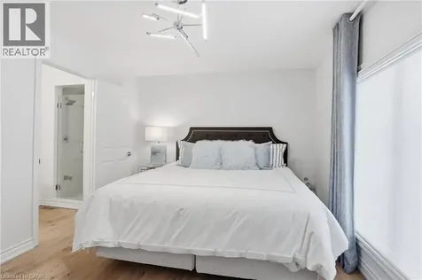 132 Chancery Drive Ancaster ON L9G 4M2