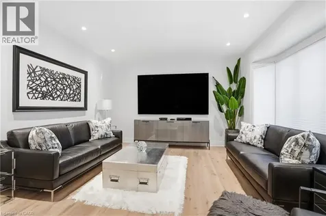 132 Chancery Drive Ancaster ON L9G 4M2
