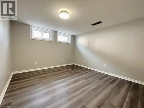 39 Maywood Road Kitchener ON N2C 2A2