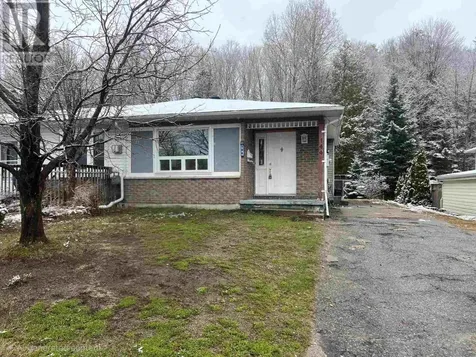 144 Ottawa Elliot Lake ON P5A 2N8
