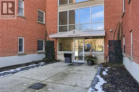 9 Grant Boulevard Dundas ON L9H 4L5