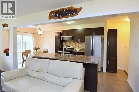 9 Lynch Crescent Binbrook ON L0R 1C0