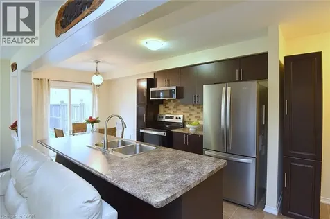 9 Lynch Crescent Binbrook ON L0R 1C0