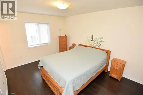 9 Lynch Crescent Binbrook ON L0R 1C0