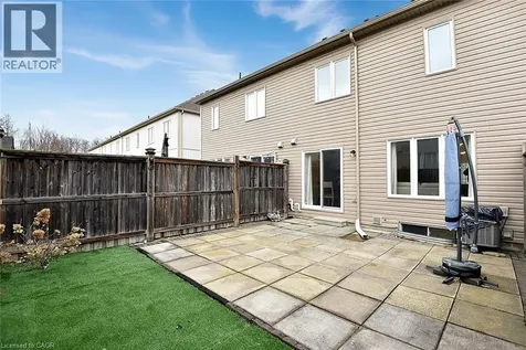9 Lynch Crescent Binbrook ON L0R 1C0