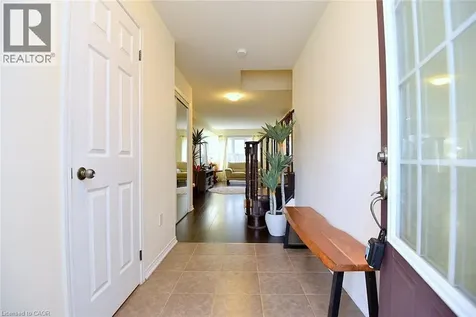 9 Lynch Crescent Binbrook ON L0R 1C0