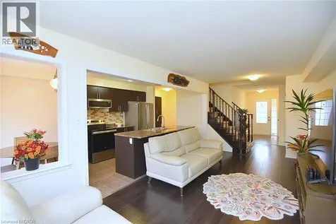 9 Lynch Crescent Binbrook ON L0R 1C0