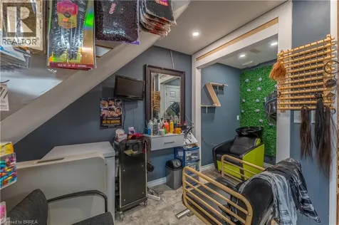 340 Henry Street Brantford ON N3S 7V9
