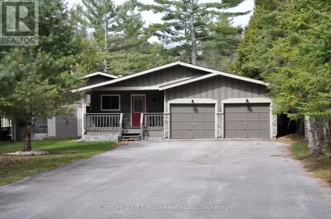 3609 Riverdale Drive Severn ON L0K 2B0