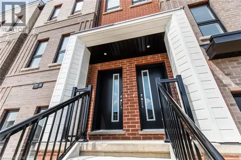 55 Great Falls Boulevard Waterdown ON L8B 2A9