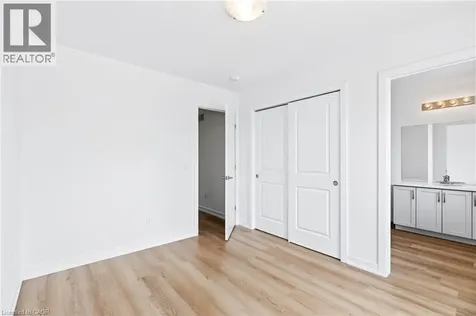 55 Great Falls Boulevard Waterdown ON L8B 2A9