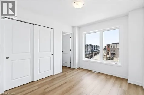 55 Great Falls Boulevard Waterdown ON L8B 2A9