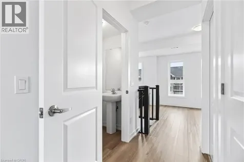 55 Great Falls Boulevard Waterdown ON L8B 2A9