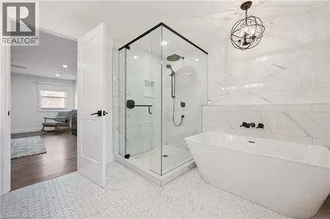601 Sandringham Drive Waterloo ON N2K 3L5