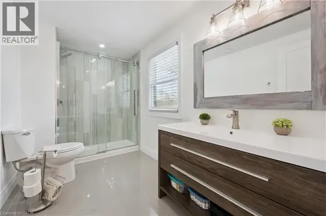 601 Sandringham Drive Waterloo ON N2K 3L5