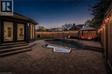 601 Sandringham Drive Waterloo ON N2K 3L5