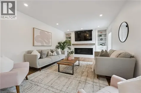 601 Sandringham Drive Waterloo ON N2K 3L5