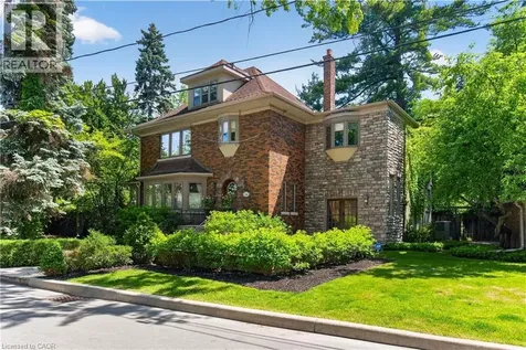 74 Oak Knoll Drive Hamilton ON L8S 4C4