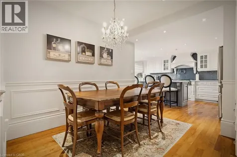 74 Oak Knoll Drive Hamilton ON L8S 4C4
