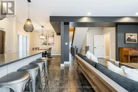 195 Courtland Street West Blue Mountains ON L9Y 4E4