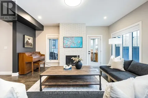 195 Courtland Street West Blue Mountains ON L9Y 4E4