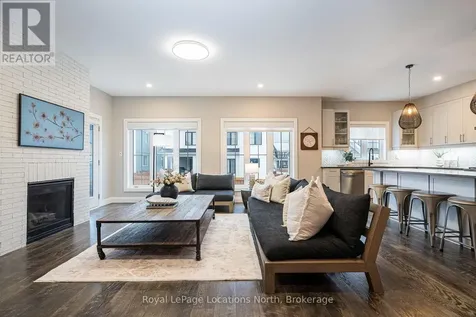 195 Courtland Street West Blue Mountains ON L9Y 4E4