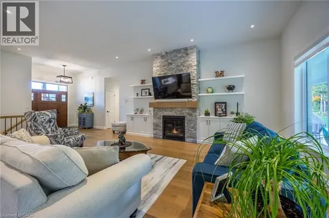120 Newport Lane Port Dover ON N0A 1N7
