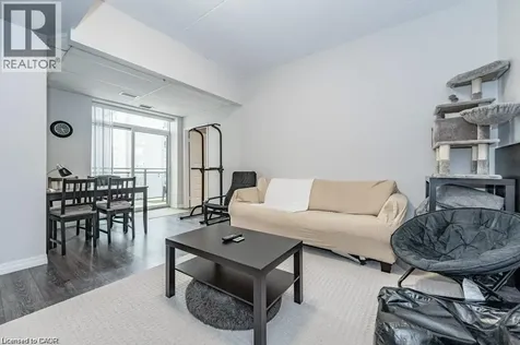 8 Hickory Street Waterloo ON N2L 3H6