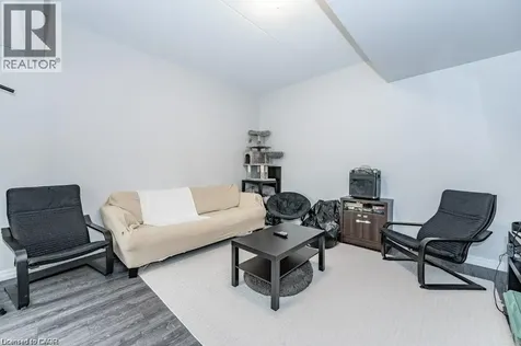 8 Hickory Street Waterloo ON N2L 3H6
