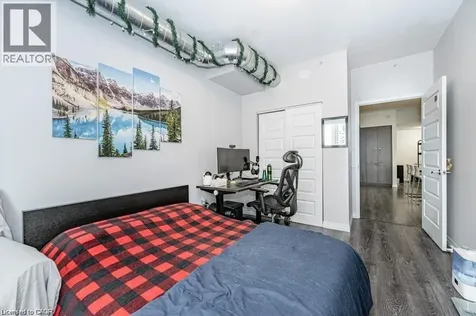 8 Hickory Street Waterloo ON N2L 3H6