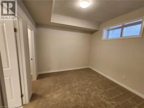 25 Isherwood Avenue Cambridge ON N1R 0E2