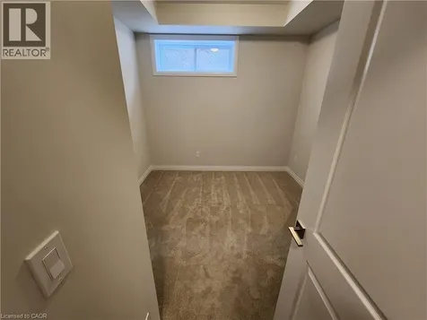 25 Isherwood Avenue Cambridge ON N1R 0E2