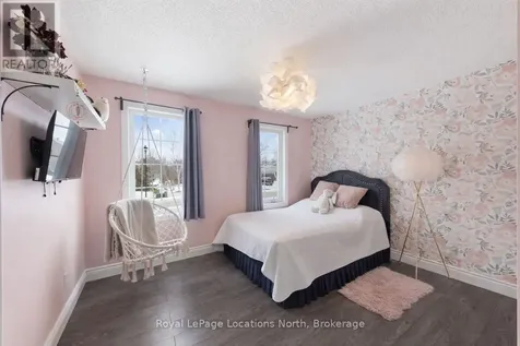 58 Lamont Creek Drive Wasaga Beach ON L9Z 1J9
