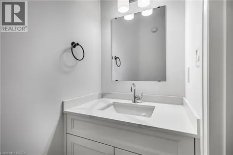 105 Winniett Street Brantford ON N3T 1N1