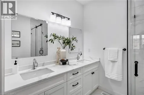 105 Winniett Street Brantford ON N3T 1N1