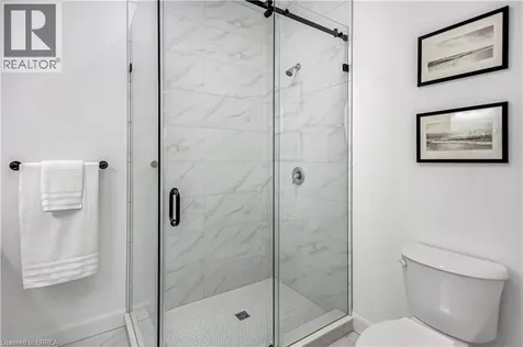 105 Winniett Street Brantford ON N3T 1N1