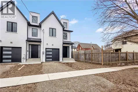 105 Winniett Street Brantford ON N3T 1N1